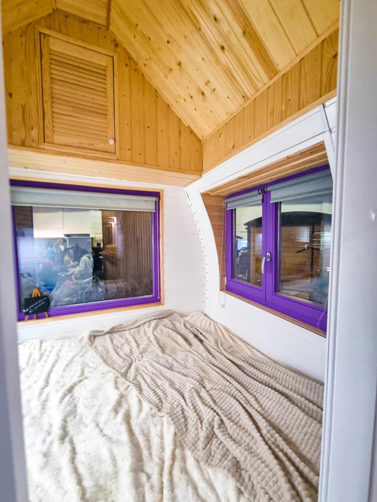 Central Tiny Houses Bucharest Exterior photo